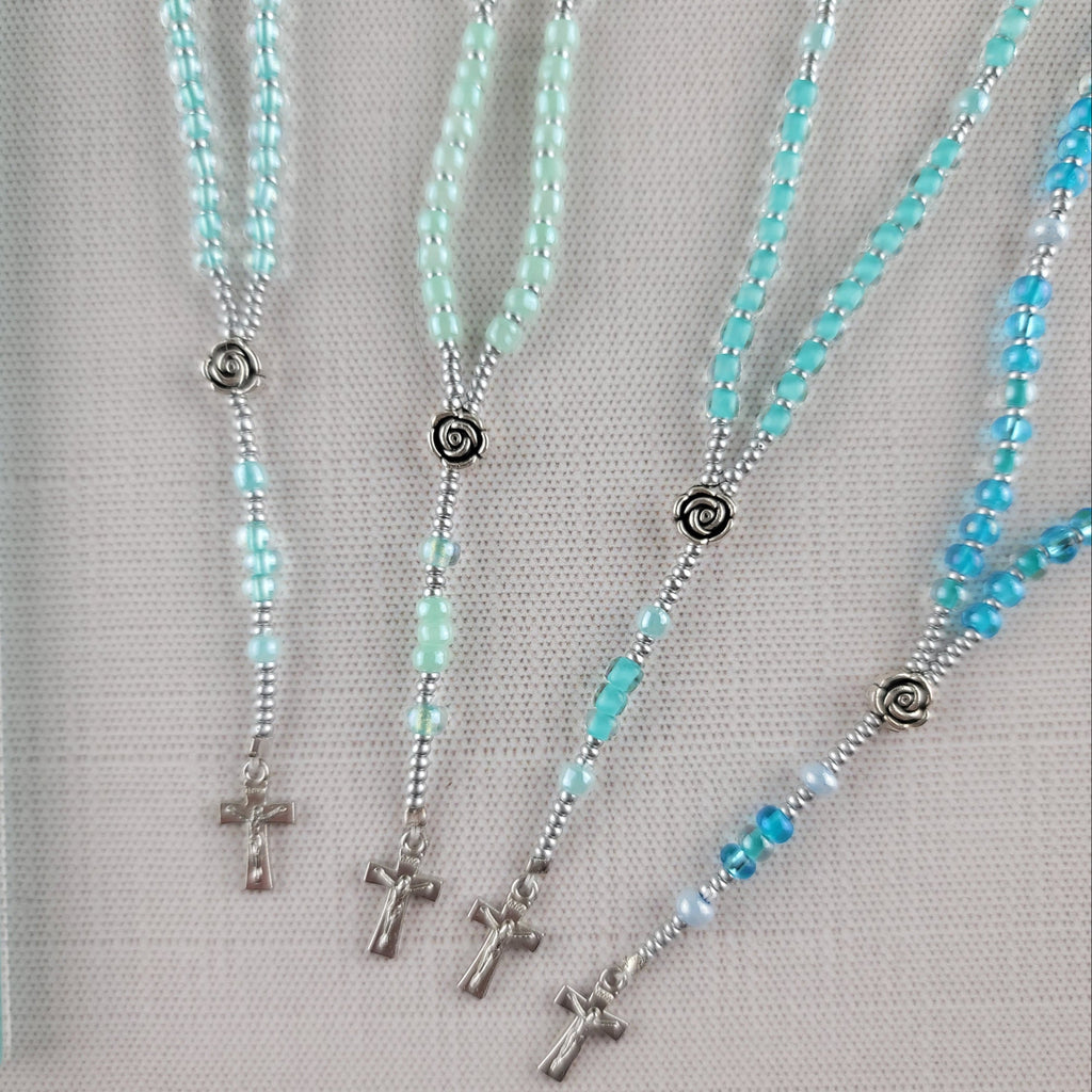 4 rosary variants on a diagonal Bluebell, Mint, Pool, Sky