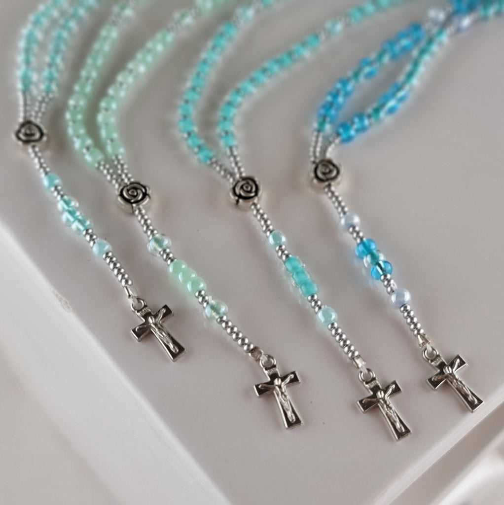 4 rosary variants in a waterfall shape Bluebell, Mint, Pool, Sky